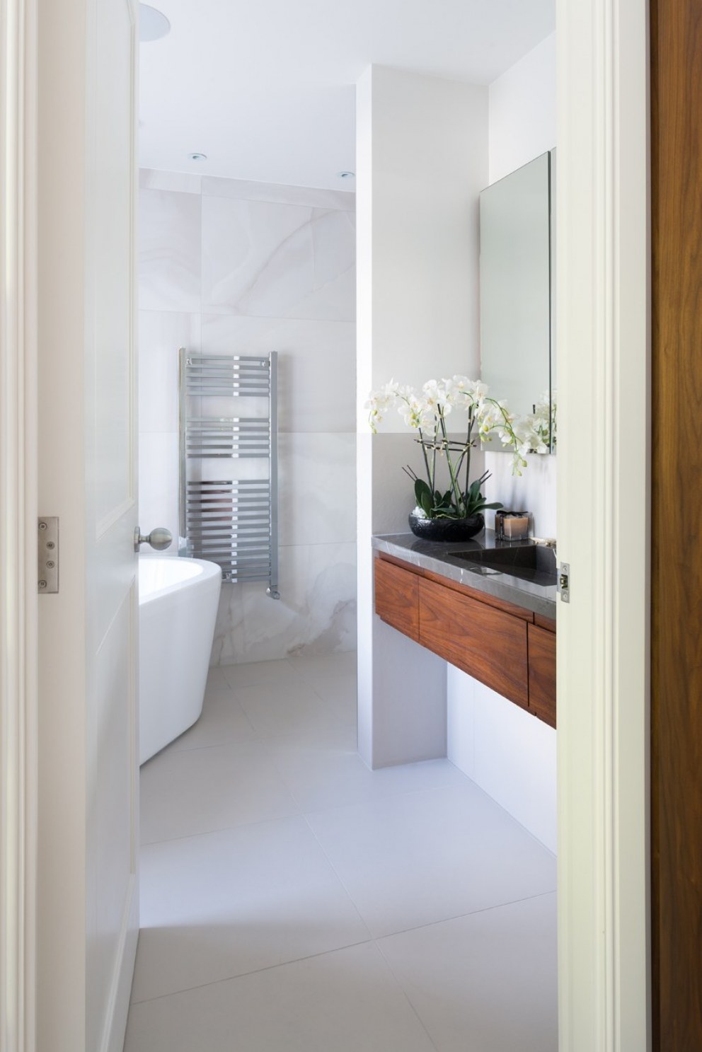 Lonsdale Road, Notting Hill | Master Bathroom | Interior Designers